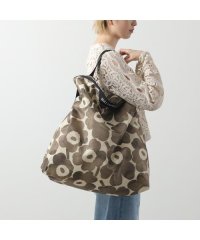 Marimekko/マリメッコ marimekko marimekko ショルダーバッグ Neat Crossbody Unikko L 094576/508398942