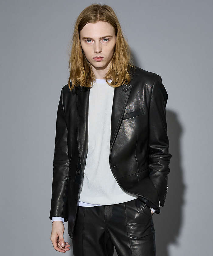 専用出品　Ｅscada レザージャケット　ヴィンテージ　M 黒、白 25AW/セットアップ対応】テーラード レザージャケット【予約