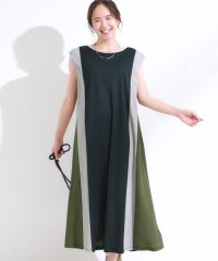 SHOO・LA・RUE/シューラルー SHOO・LA・RUE ひんやり 全身すっきり見えが楽に叶う サイド切り替えバイカラーワンピース/508397322