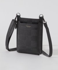 BLACK LABEL CRESTBRIDGE/エンボスチェックスマートフォンショルダーケース/508380920
