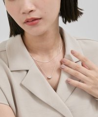 ビーントップレイヤードネックレス