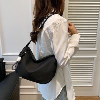 Carpe diem/カルペディエム Carpe diem 斜めがけ ショルダーバッグ レディース ミニショルダーバッグ バッジ付き 軽量 通勤 通学 おしゃれ 可愛い キャンバスバ/508407440