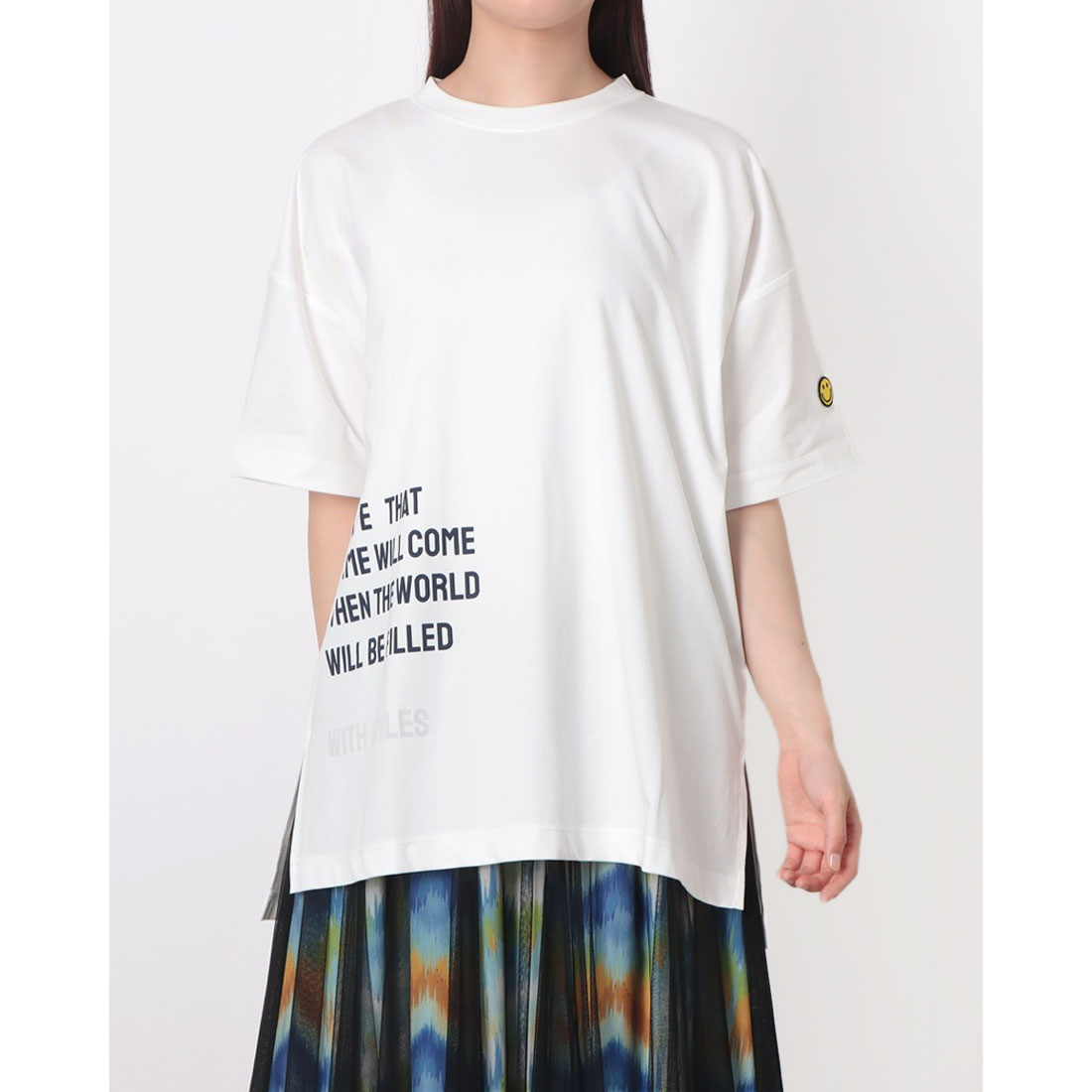 アルディラ AL・DI・LA 【洗える】英字ビックロゴ×スマイルTシャツ （01-オフ） セール】アルディラ AL・DI・LA 【洗える】英字ビックロゴ