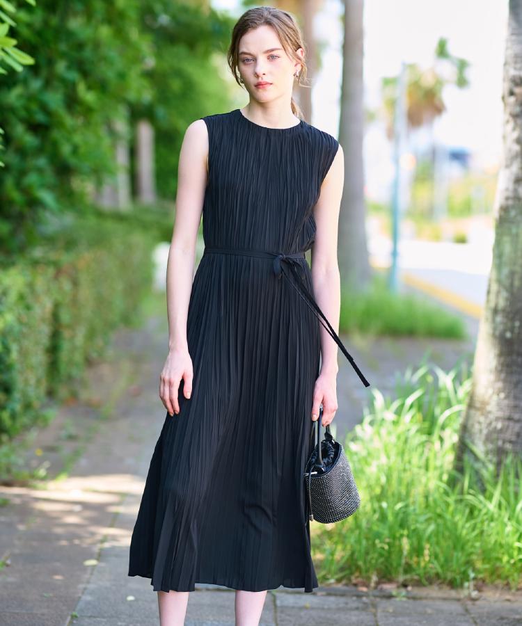 DRESSTERIOR ドレステリア ブラック ノースリーブ ワンピース ドレステリア DRESSTERIOR プリーツノースリーブワンピース