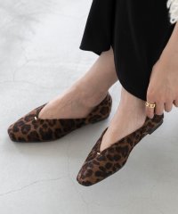 welleg/ウェレッグ welleg Vカット ゴールドアクセント 極やわパンプス/506925987