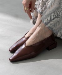 welleg/ウェレッグ welleg Uカット ゴールドアクセント ローヒール パンプス/507862062