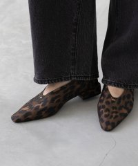 welleg/ウェレッグ welleg Uカット ゴールドアクセント ローヒール パンプス/507862062
