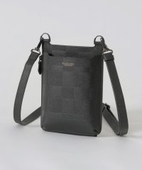 BLACK LABEL CRESTBRIDGE/エンボスチェックスマートフォンショルダーケース/508380920