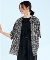 ICB（LARGE SIZE）/【人気のため新色追加・接触冷感・UVケア・速乾・洗える】BackSatinAmunzen 5分袖バンドカラーブラウス/508040112