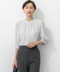 NIJYUSANKU（LARGE SIZE）/ライトバックサテンアムンゼン ギャザーブラウス/508437445