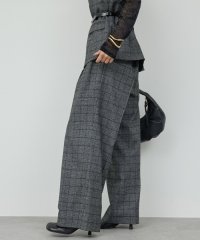GALLARDAGALANTE/タックワイドストレートパンツ/508437524