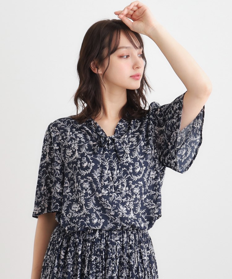 LAURA ASHLEY / ローラ アシュレイ 【セレモニー可／洗える】ボウタイセミダルブラウス セレモニー可／洗える】ボウタイセミダルブラウス（シャツ
