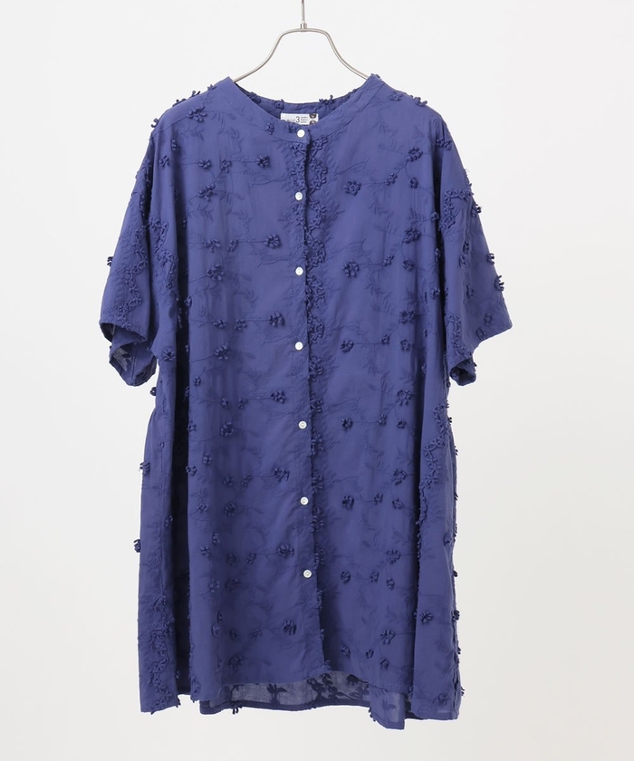 ③アンタイトル   刺繍チュニック　大きいサイズ　44  新品　ベージュ 大きいサイズ][15号 19号]コットンサーマル シャイニーフラワー