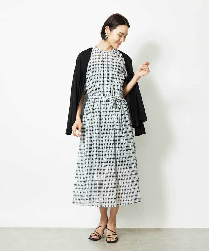 ワンピース感覚で着れるHermes\tBrides de Gala Tartan ポンチョ 新作！【HERMES】「Brides de Gala Tartan」柄 ポンチョ (HERMES