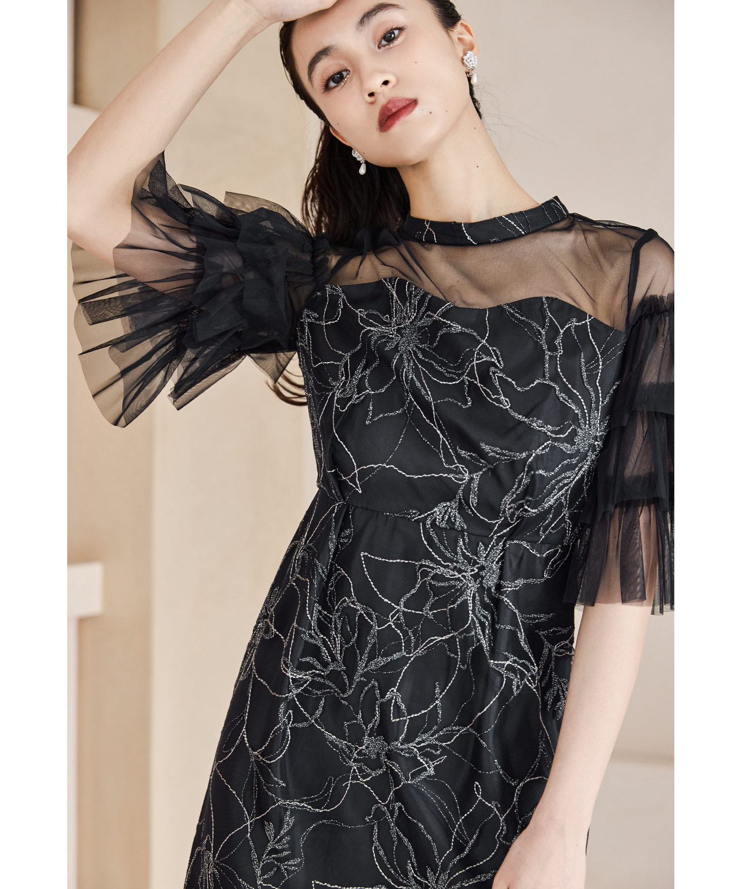 美品‼️niana ニアナアシンメトリー 結婚式オケージョンドレス ニアナ niana 【低身長用サイズあり】フラワーラメ刺繍レース