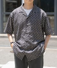 ITEMS URBAN RESEARCH/ジオメトリックプリントオープンカラーシャツA/508449362