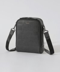 BLACK LABEL CRESTBRIDGE/エンボスチェックミニクロスボディバッグ/508394033