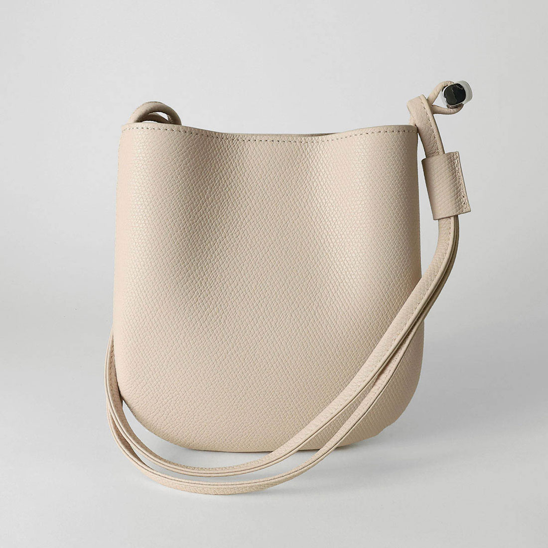 美品 Longchamp ロンシャン クロコ型押し ハンド ショルダーバッグ 美品】LONGCHAMP クロコ型押し ショルダーバッグ ブラック