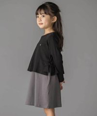 BeBe Petits Pois Vert/【店舗限定】重ね着風配色ポンチ長袖ワンピース(95~150cm)/508432661