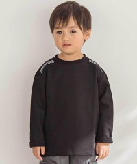 BeBe Petits Pois Vert/【店舗限定】ショルダーロゴ刺しゅうポンチ長袖トレーナー(95~150cm)/508432669