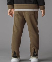 BeBe Petits Pois Vert/【店舗限定】バック三角ポイント裏毛ロングパンツ(95~150cm)/508432672