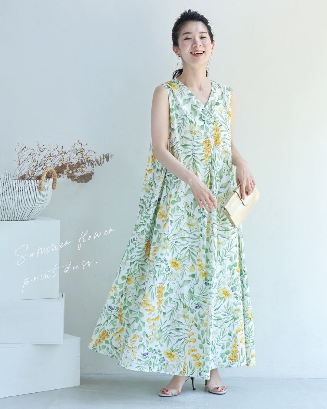 カワイイ CAWAII 花々の美しさ広がるロングワンピース(508468175