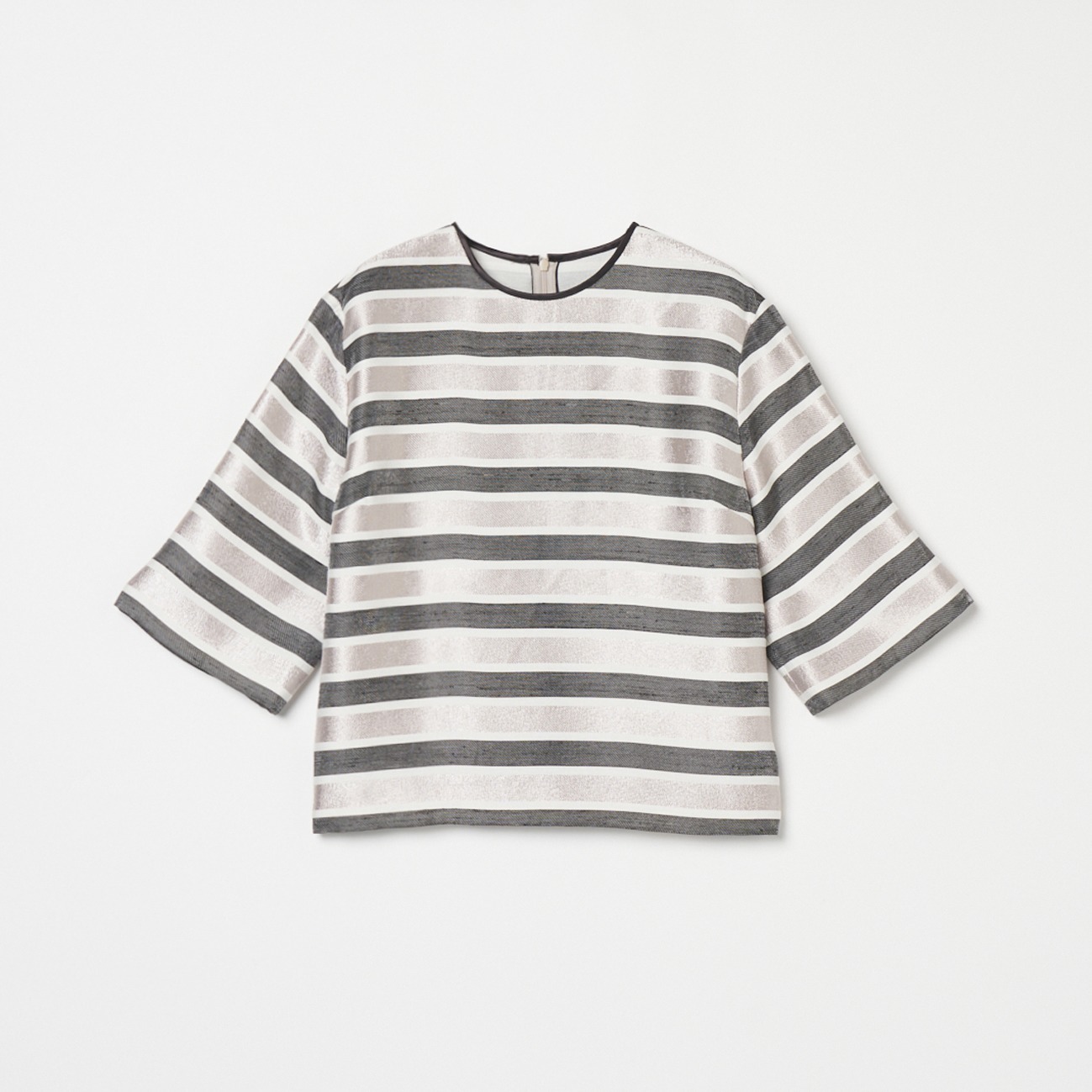 【新品未使用】エリオポール　GLITTER TEE BLOUSE GLITTER TEE BLOUSE｜HELIOPOLE｜HÉLIOPÔLE（エリオポール）公式