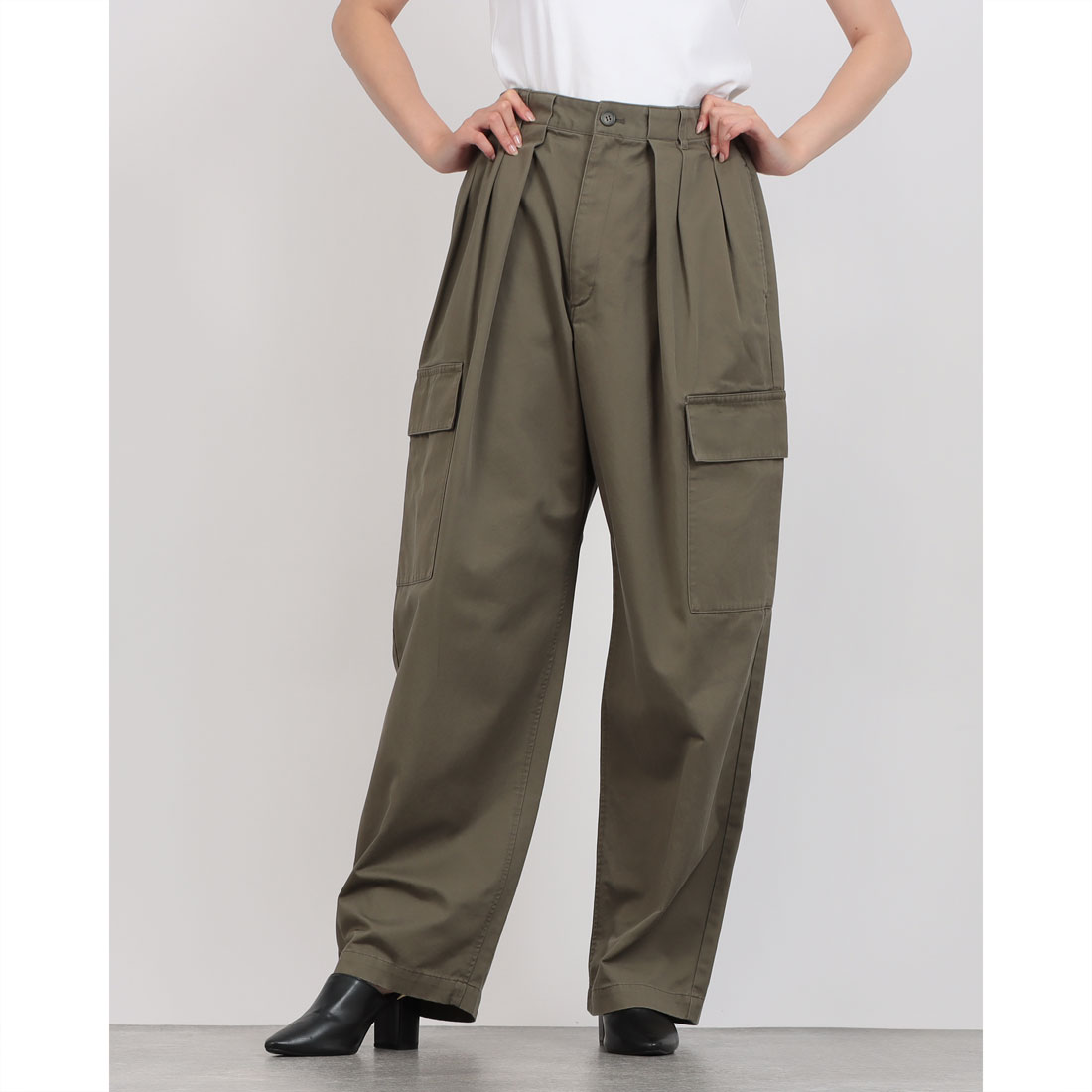 クラネ　CLANE SUPER WIDE MILITARY PANTS ベージュ CLANE クラネ SUPER WIDE MILITARY PANTS 美品 - メルカリ
