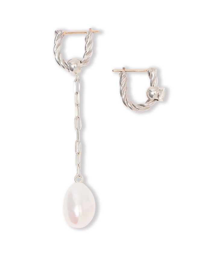 完売品 PLOW プラウ pearl chain charm wreathピアス 完売品 PLOW プラウ pearl chain charm wreathピアス - メルカリ