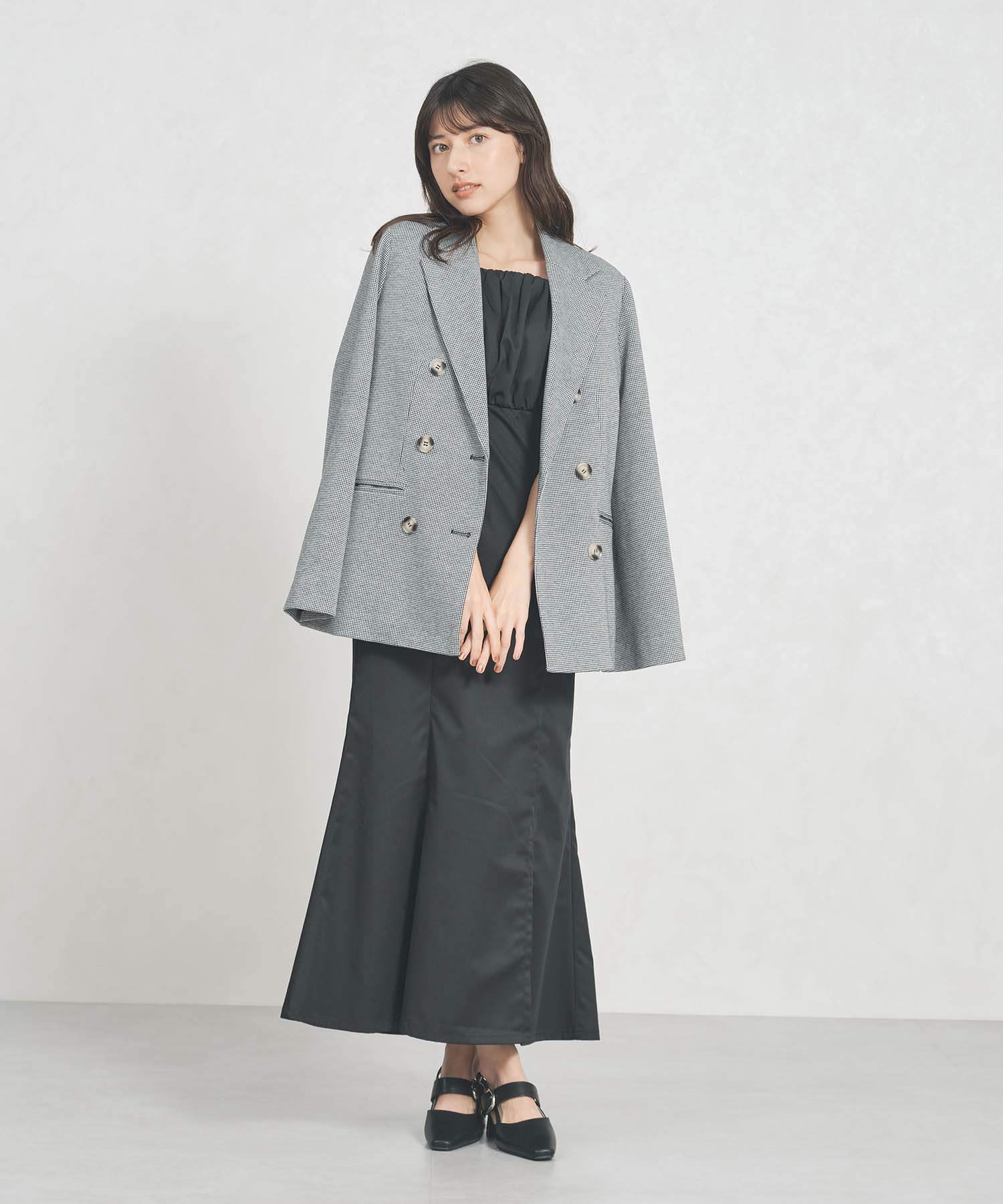 DOLCE & GABBANA 大人もOK！ ワンピース ドレス半袖 黒 DG ロゴ DOLCE & GABBANA 大人もOK！ワンピース ドレス 黒 DG ロゴ